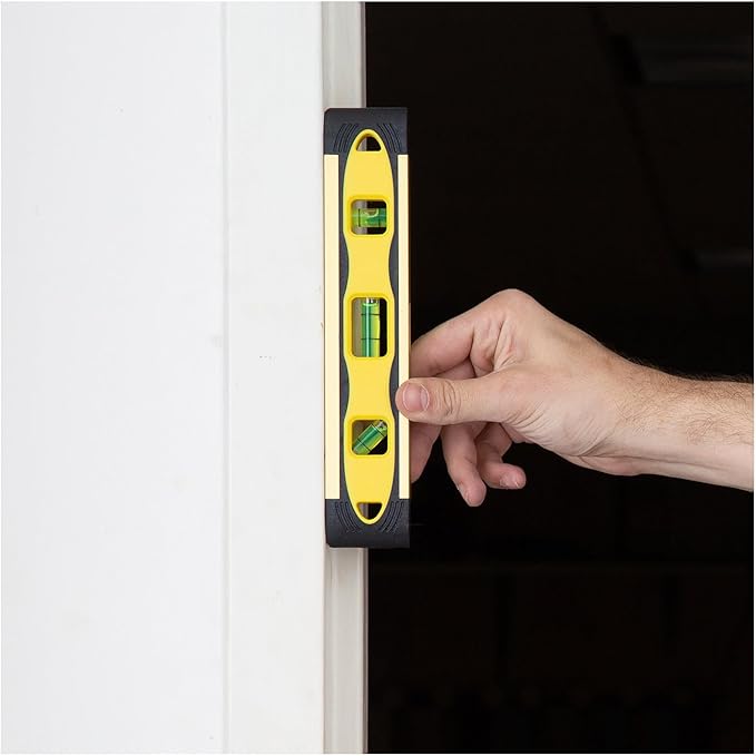 Mayes 10790 Magnetic Torpedo Level, Made in USA for Leveling Pipes and Metal Surfaces, 9 Inch, V-Groove Base, 3 Acrylic Vials, Extruded Aluminum Frame