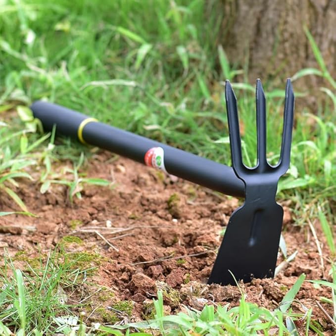 Yardwe Hoe and Cultivator, Garden Rake Hand Tiller Tool Heavy Duty Cultivator Hoe for loosening Soil Weeding Digging Flower Planting Garden Farming Agriculture Tool