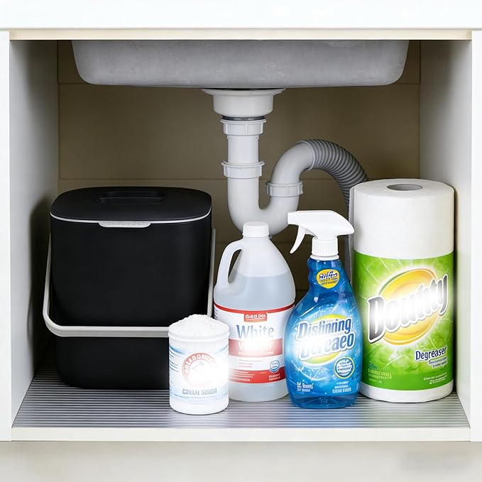 Compost Bin Kitchen, Sealed Countertop Compost Bin，No Filter Required, 0.7Gal Indoor Compost Bin, Compost Bucket with Lid and Handle (Gary)