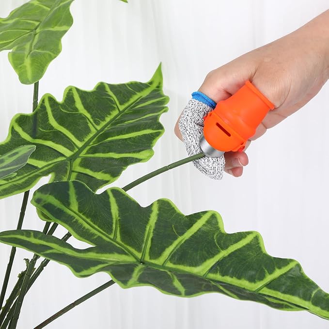 16 Pcs Gardening Thumb Knife Set, Thumb Knife for Harvesting, Stainless Steel Nail Cutters, Silicone Finger Protectors, Plant Picking, Vegetable Pruning, Garden Tool Set (Green)