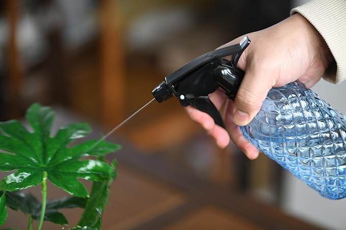 Glass Handheld Spray Bottle - 12oz Refillable Bottle ，Adjustable Nozzle Watering Can for Garden Plants Cleaning Solutions (Blue)